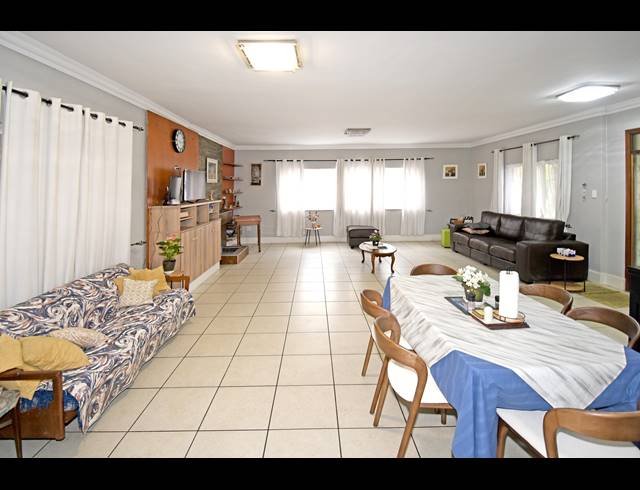 3 BEDROOM HOUSE FOR SALE IN ORANGE GROVE